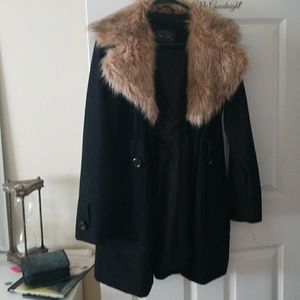 Black fur collar coat